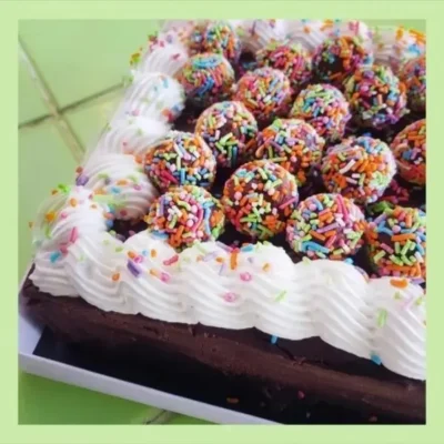 עוגת יום הולדת 20X20