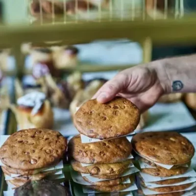 עוגיית שוקולד צ׳יפס נימוחה