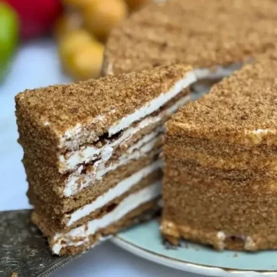 עוגת מדוביק (ריג׳יק)