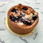 פאי אישי פירות יער ושטרוייזל